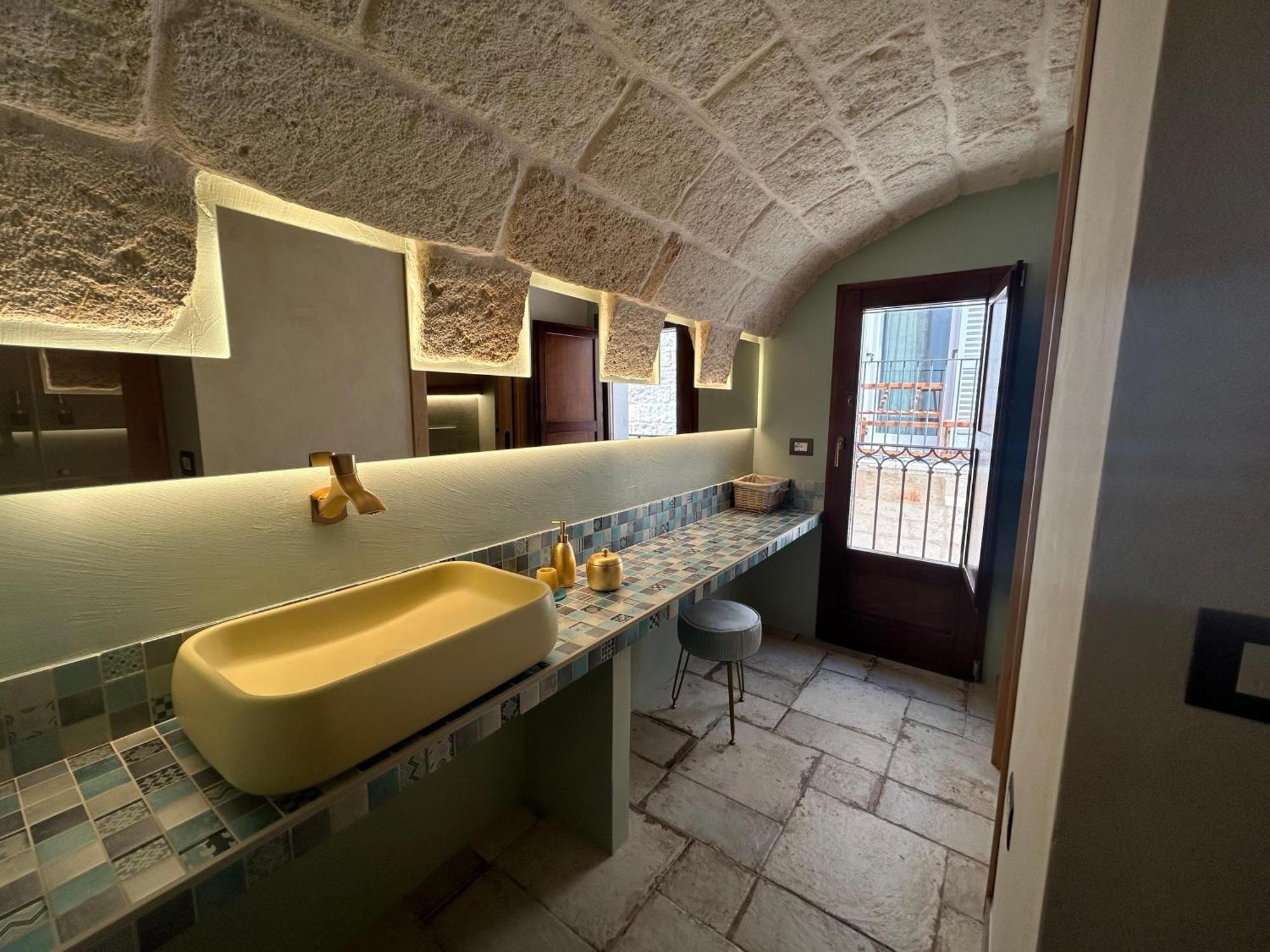 Trame Dimora Rachele Bed & Breakfast โปลีญาโนอามาเร ภายนอก รูปภาพ
