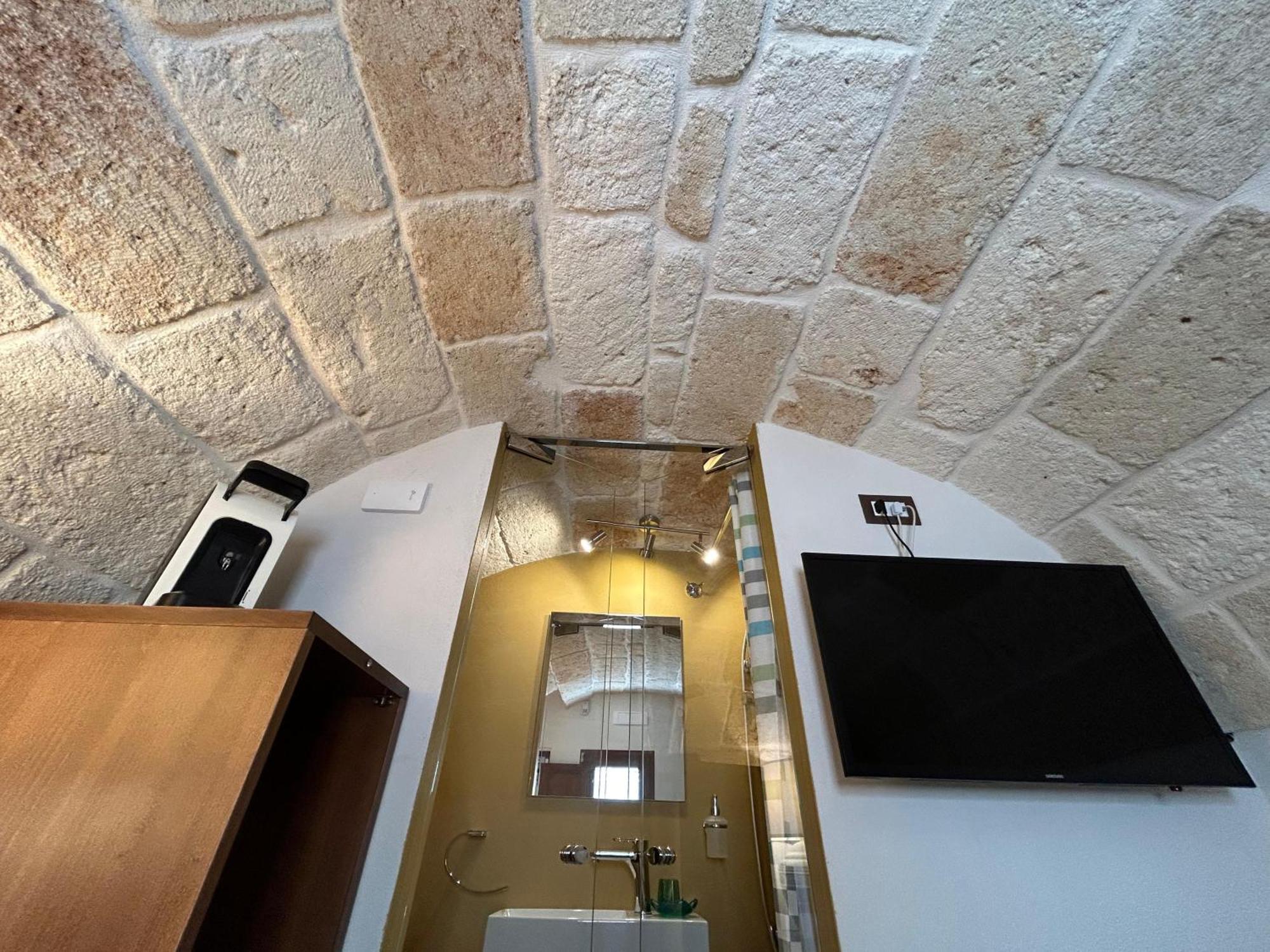 Trame Dimora Rachele Bed & Breakfast โปลีญาโนอามาเร ภายนอก รูปภาพ