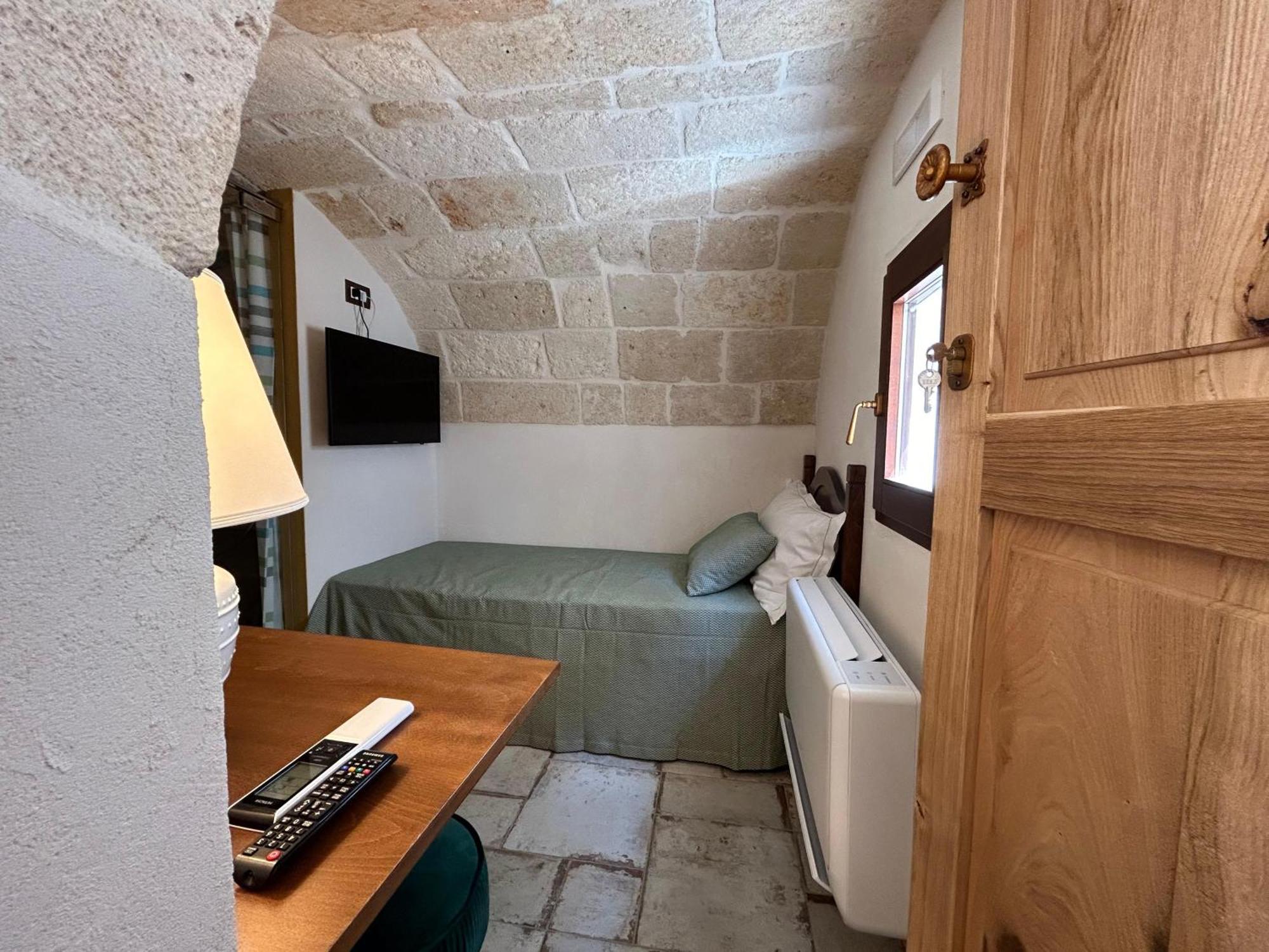 Trame Dimora Rachele Bed & Breakfast โปลีญาโนอามาเร ภายนอก รูปภาพ